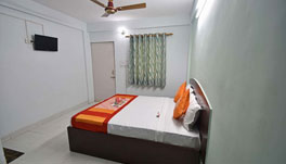 Hotel Gangotri-Room